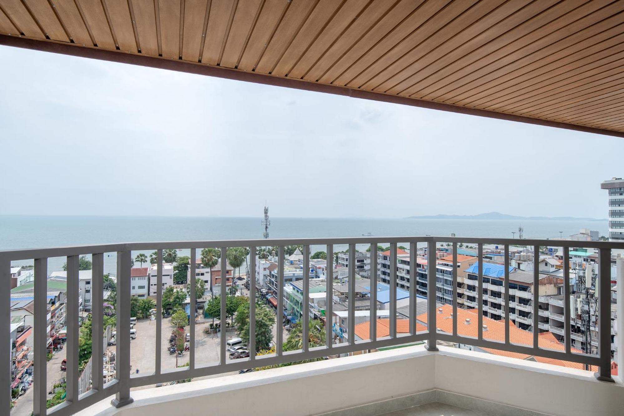 Jomtien Thani Hotel Extérieur photo