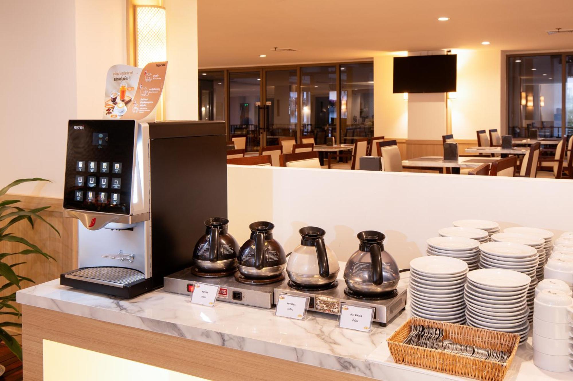 Jomtien Thani Hotel Extérieur photo